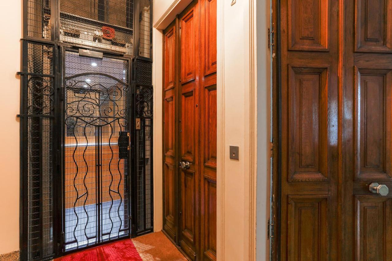 Appartement Place Du Trocadero Paris Exterior photo